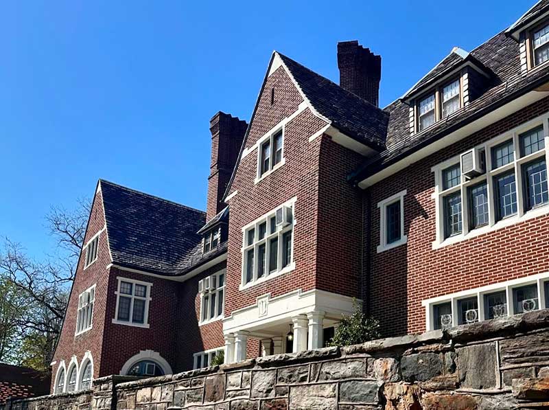 Sarah Lawrence College