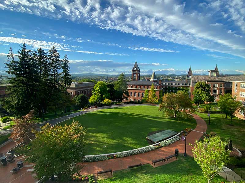 The-College-of-The-Holy-Cross